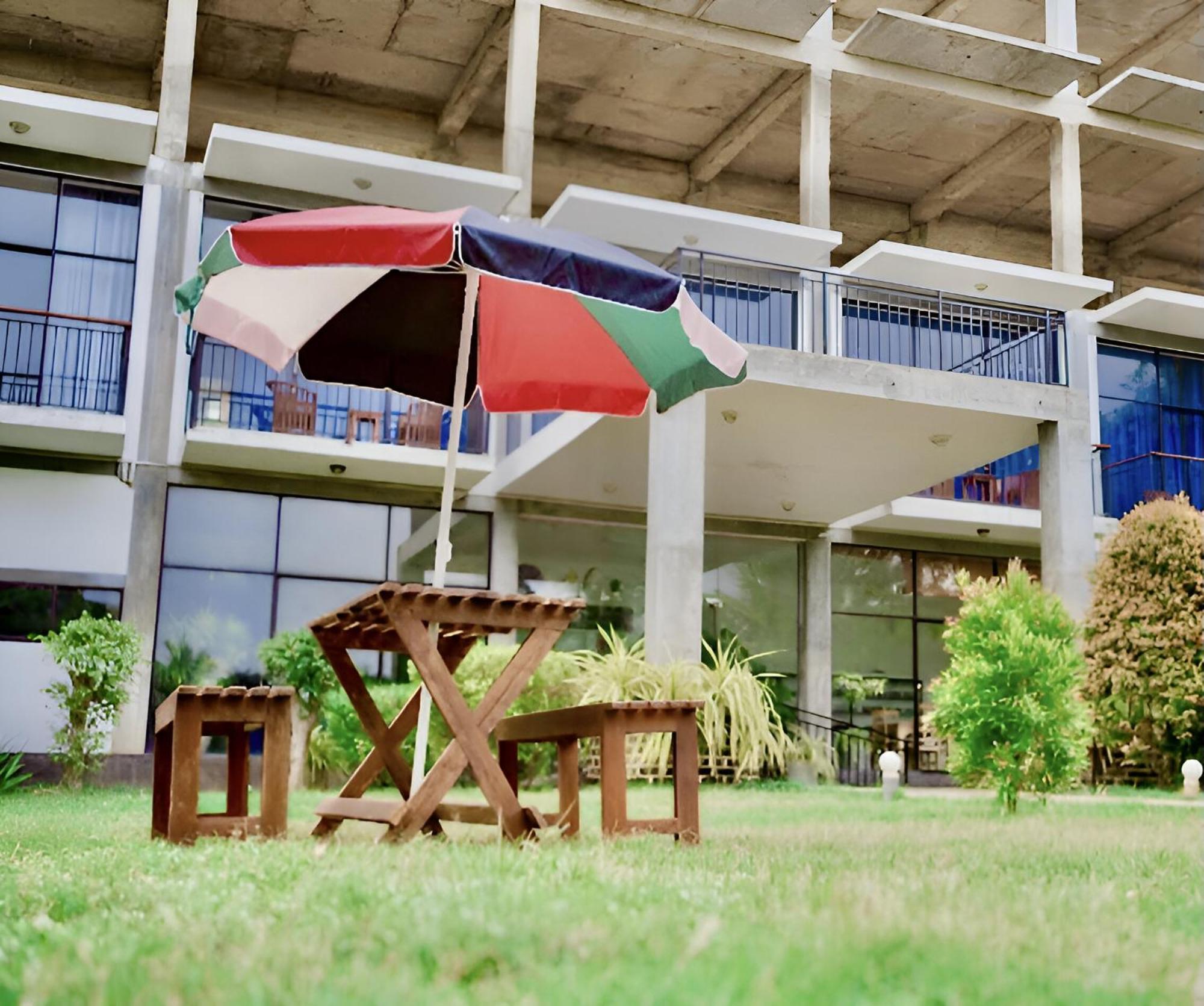 Aqua Marine Beach Hotel Kalkudah  Exteriér fotografie